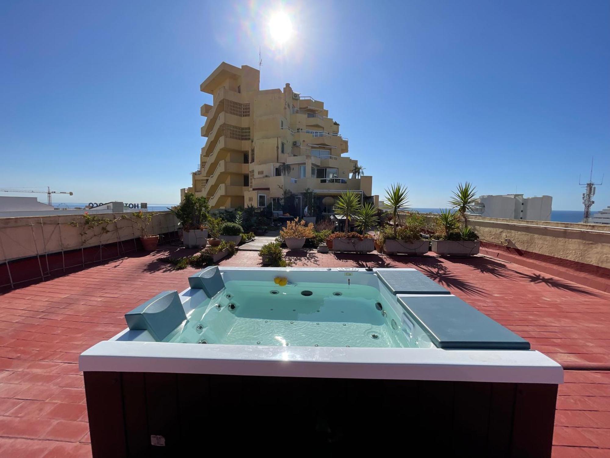 550 M2 Luxury Penthouse - Jacuzzi, Golf & Beach Benalmádena Kültér fotó