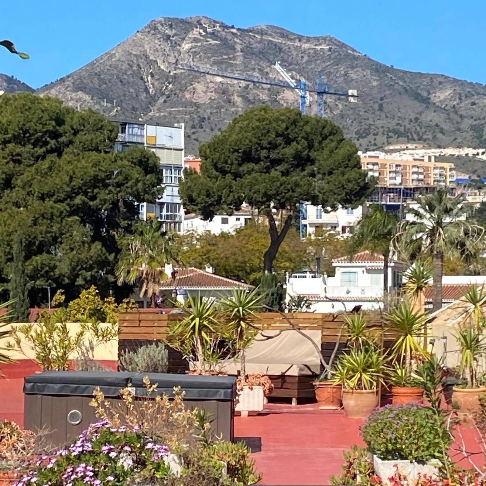 550 M2 Luxury Penthouse - Jacuzzi, Golf & Beach Benalmádena Kültér fotó